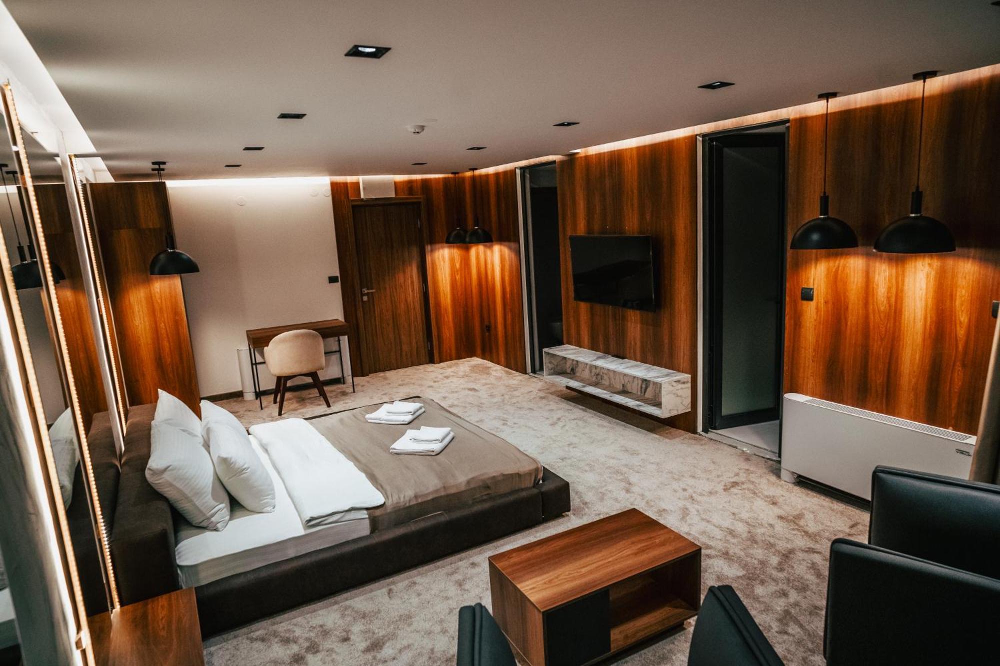 Hotel Bavka Лесковац Экстерьер фото